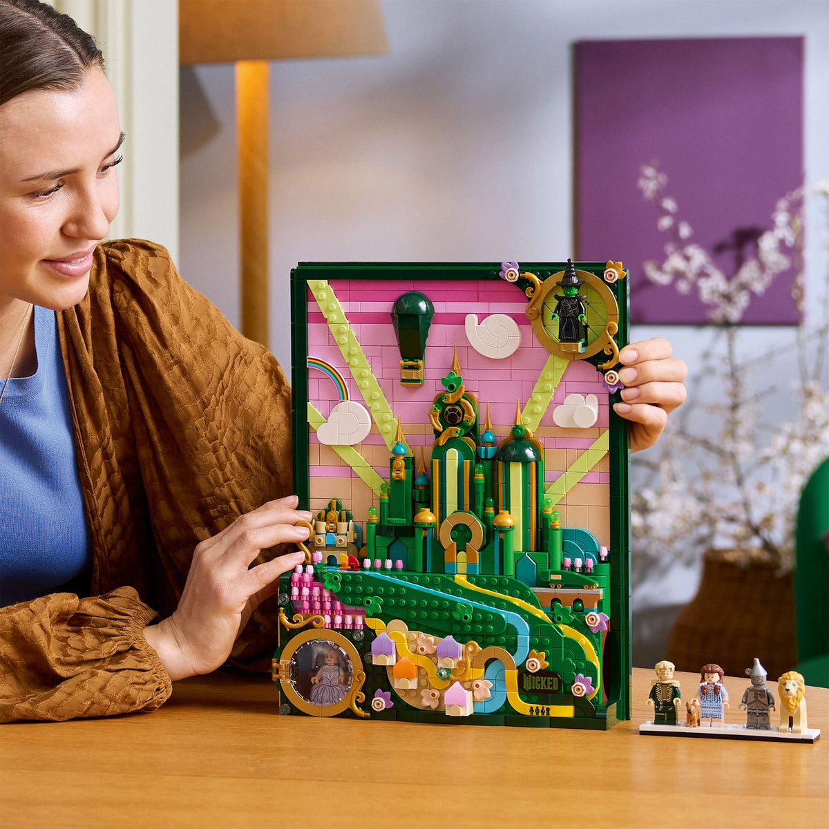 LEGO Wicked Emerald City Wall Art 75685