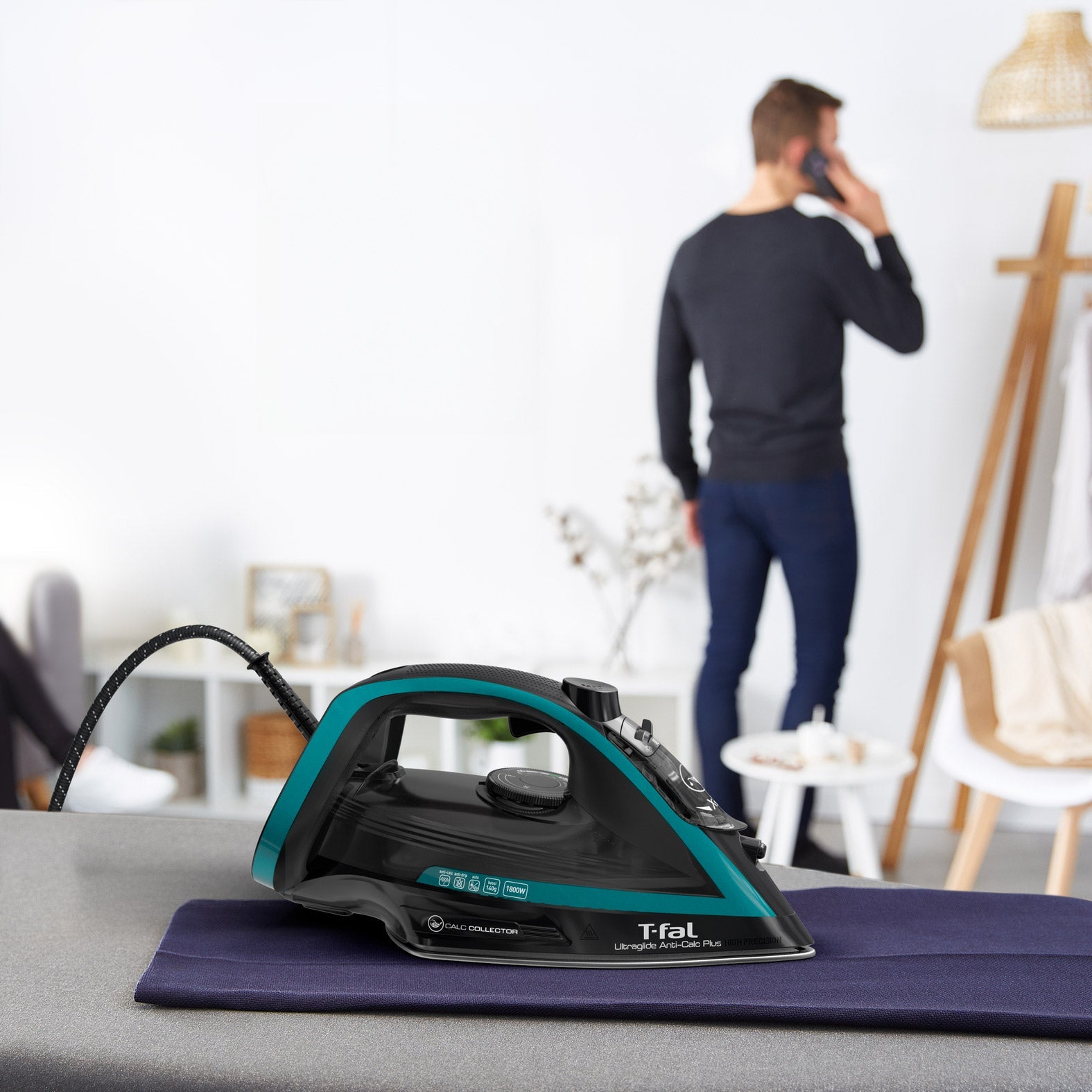T-fal Ultraglide Plus Steam Iron FV5871Q1 1800W