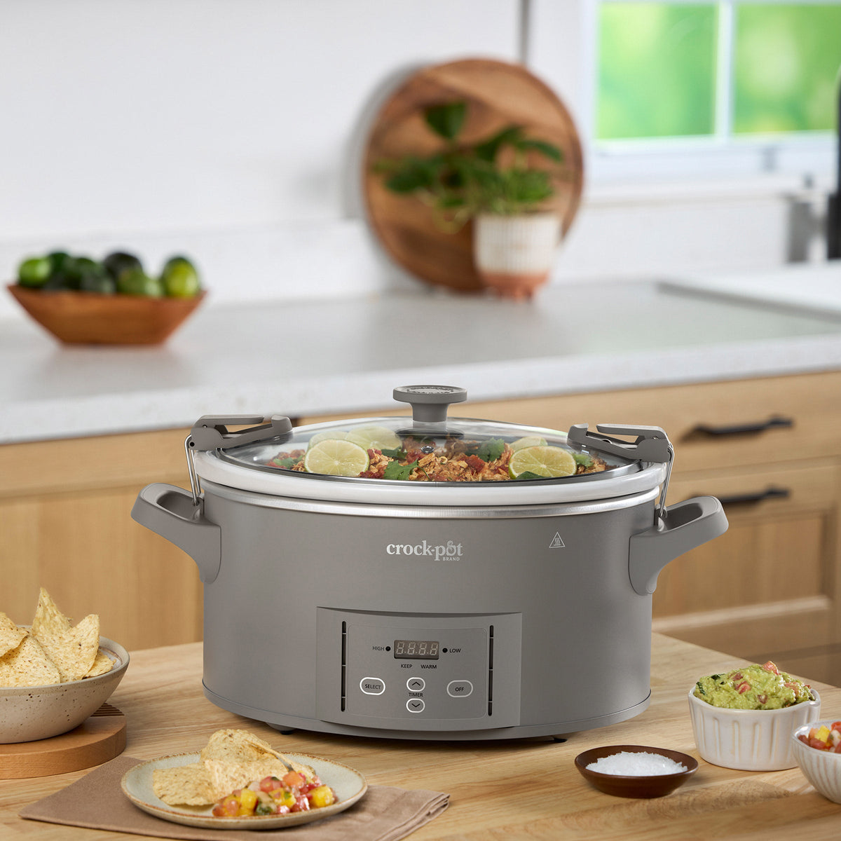 Crock-Pot Design Series 6.63 L Programmable Slow Cooker with Travel Bag