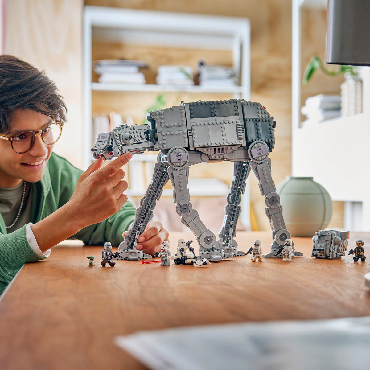 LEGO Star Wars Imperial Remnant AT-AT with INT-4 75454